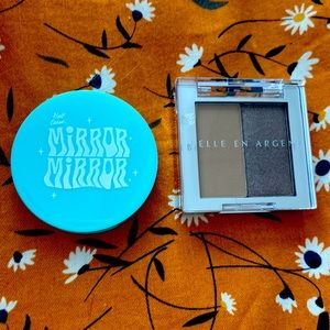 Shimmer taupe eyeshadow + highlighter